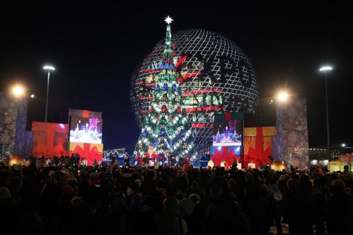 Астанада еліміздің бас шыршасы жағылды 