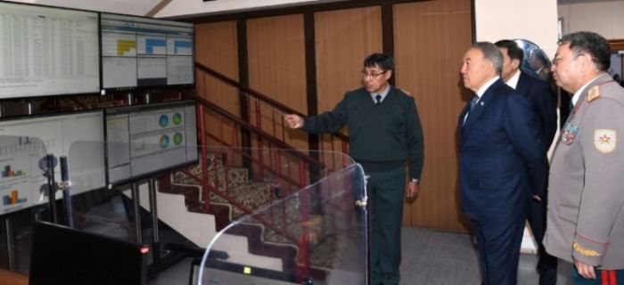 Елбасы Қорғаныс министрлігінің басшылық құрамымен кездесті