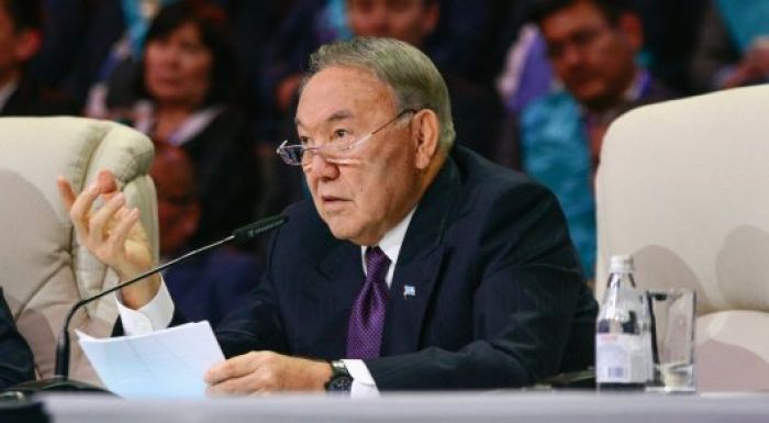 ​"Кейде күлкіңді келтіреді" - Назарбаев терминдерді қазақ тіліне аудару туралы 