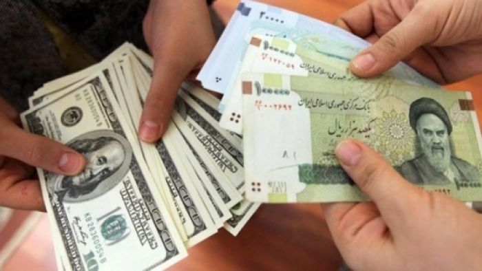 Иран доллардан бас тартты 