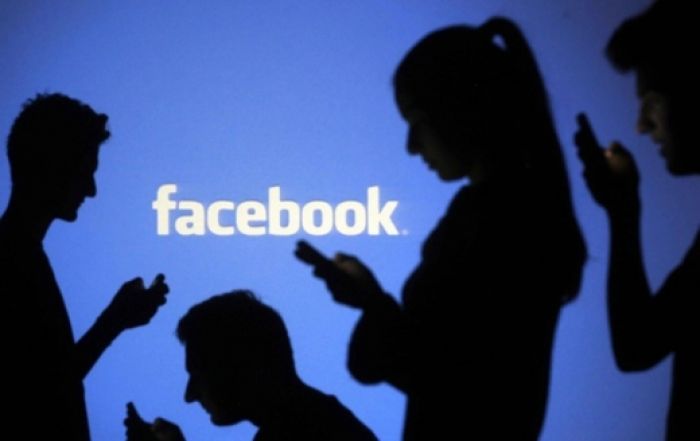 Facebook компаниясы 50 млн адам туралы ақпаратты заңсыз пайдаланған