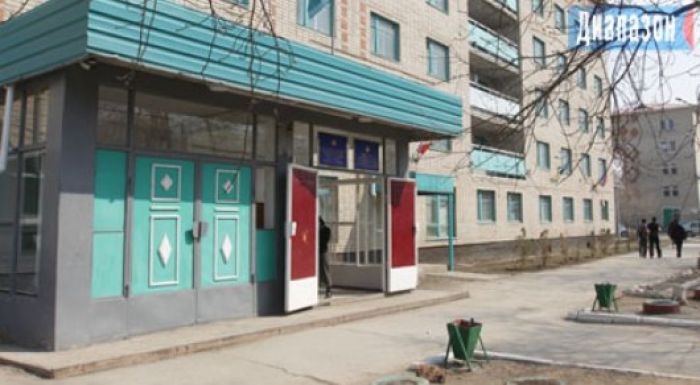 ​Ақтөбеде оқушы қыз сабақ үстінде қайтыс болды. "Жедел жәрдем 18 рет шақыртылған, бірақ келмеген" 