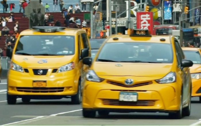 ​Нью-Йорктегі такси жүргізушілері ереуілге шықты 