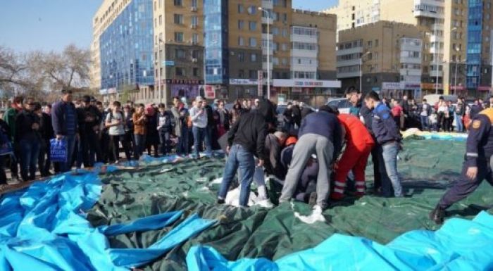 ​Астанада аударылған батуттан зардап шеккен үш бала жансақтау бөлімінде жатыр