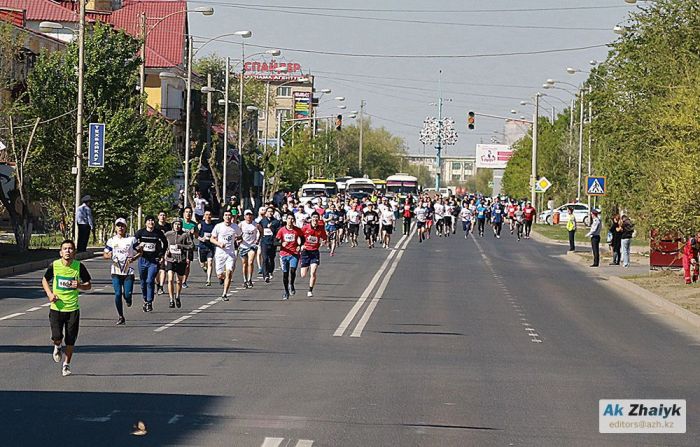 13 мамыр - марафон: біліп жүрейік