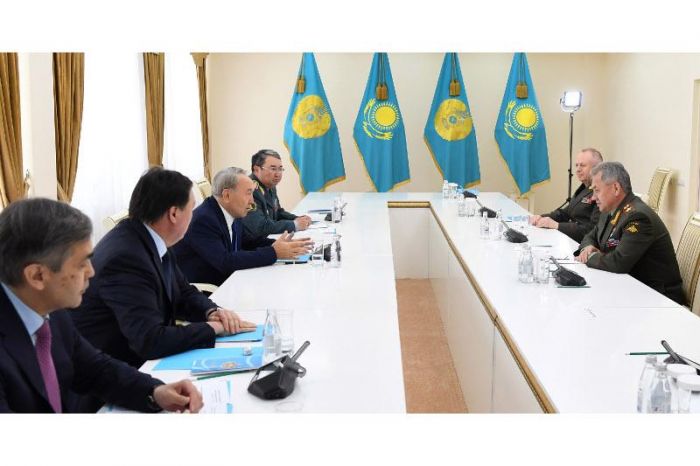 ​Елбасы РФ Қорғаныс министрі Сергей Шойгумен кездесті 