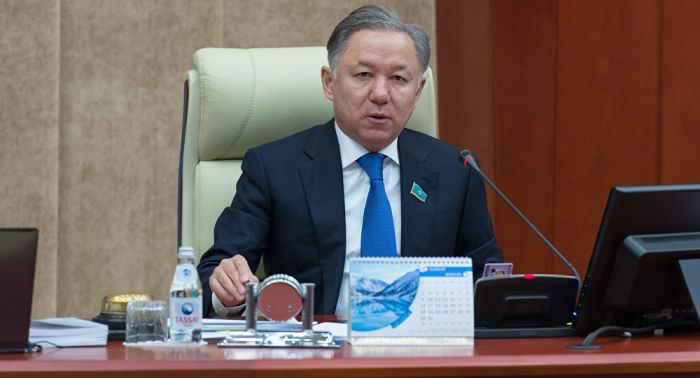 Анықтамамен "алдамақ" болған вице-министр Нығматулиннен сөз естіді