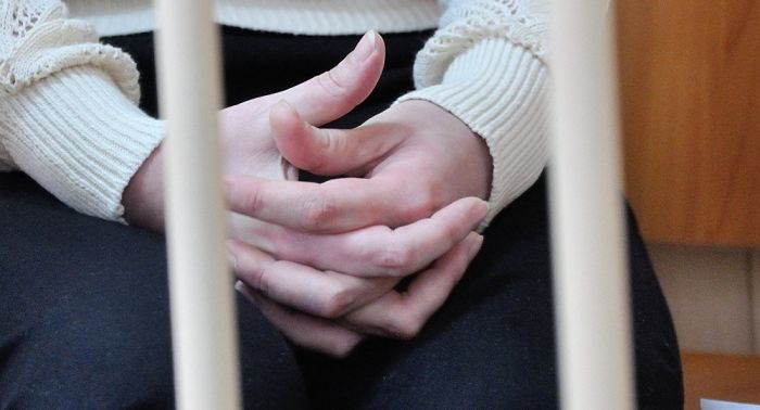 Талғардағы сот залында интернатта болған сұмдық оқиға экранда көрсетілді