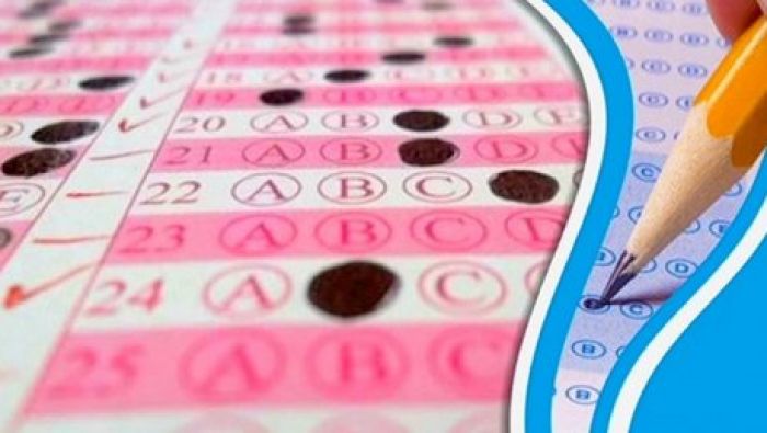 Видеодерек: мүмкіндігі шектеулі түлектер ҰБТ-ны қалай тапсырады?