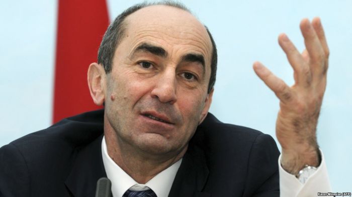 Армения экс-президенті Роберт Кочарянді қамаудан босатты