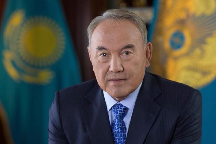 Нұрсұлтан Назарбаев Қазақстан халқын Конституция күнімен құттықтады