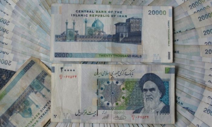 Иран валютасы рекордты деңгейге дейін құнсыздануда