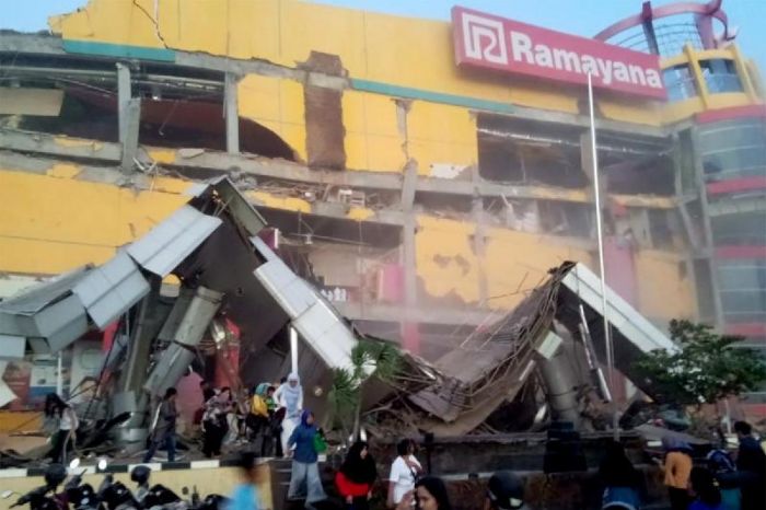 ​Индонезиядағы цунамиден 30 адам ажал құшты