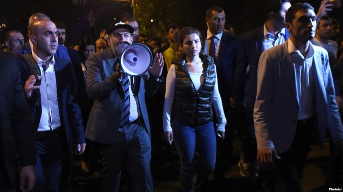 Армения премьері саяси дағдарыстан шығу жолын ұсынды