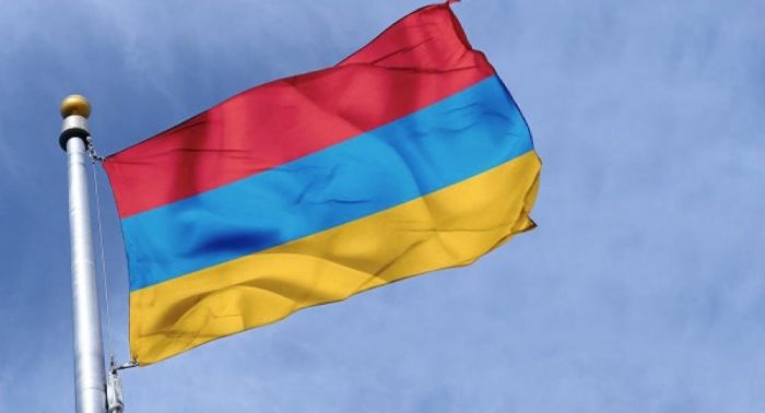 Армениядағы митингтерден кейін алты министр отставкаға кетті