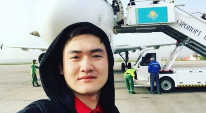 ​Әуежайда болған жағдайдан кейін Төреғали Төреәліге айыппұл салынды