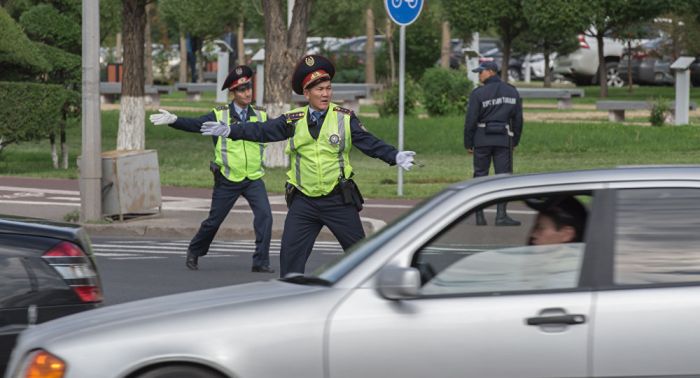 Министр формаға қатысты: Полицейлердің шағымданып жүргеніне төрт жыл болды