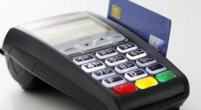 ​Қазақстандықтар жыл басынан бері төлем картасынан 8,6 триллион теңге шешіп алған 