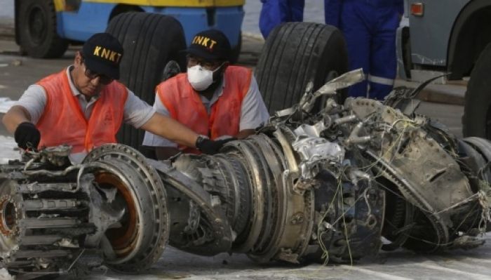 Индонезиялық Boeing ұшағының апатына қатысты болжам айтылды