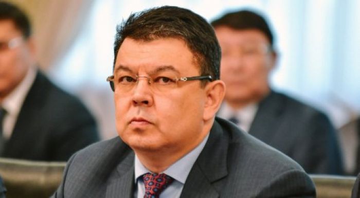 ​Бозымбаев вице-министр Шкарупаға тағылған айыпқа қатысты пікір білдірді 