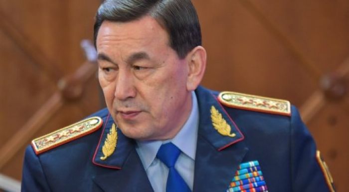 ​"Барлық туысын жауапқа тарту керек пе?" - Қасымов Мұхитовтың қызына қатысты шыққан үкім жайлы 