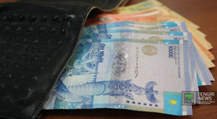 ​Қазақстандықтардың орташа жалақысы 161,8 мың теңгеге жетті