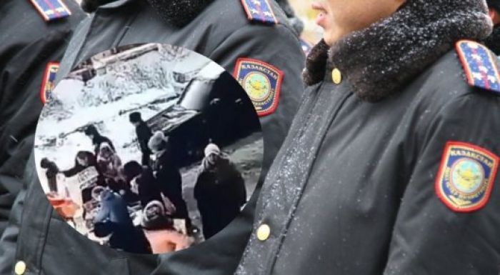 ​Алматылық полицейлер шатылып жатыр: Ойыншықты алған кім?