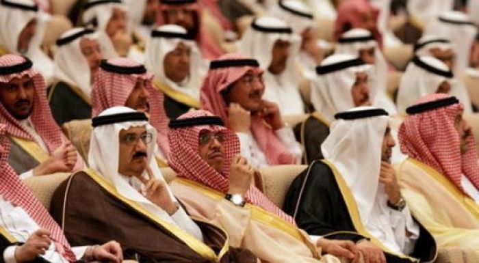​Сауд Арабиясында жемқорлық үшін айыпталған 120-дан аса шенеунік жұмыстан шығарылды