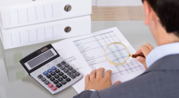 Есеп комитетінің мемлекеттік аудиторы пара алды деген күдікпен ұсталды