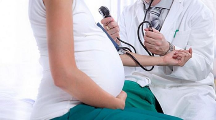 Елімізде 16 жастағы қыздарға ата-ананың рұқсатынсыз түсік жасату ұсынысы қабылданбады