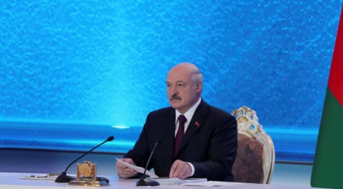 Лукашенко президенттік және парламенттік сайлау өткізуге қатысты пікір білдірді 