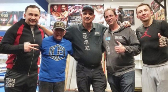 ​"Келесі жекпе-жек маусымда". Головкин жаңа келісімшартқа қол қойды