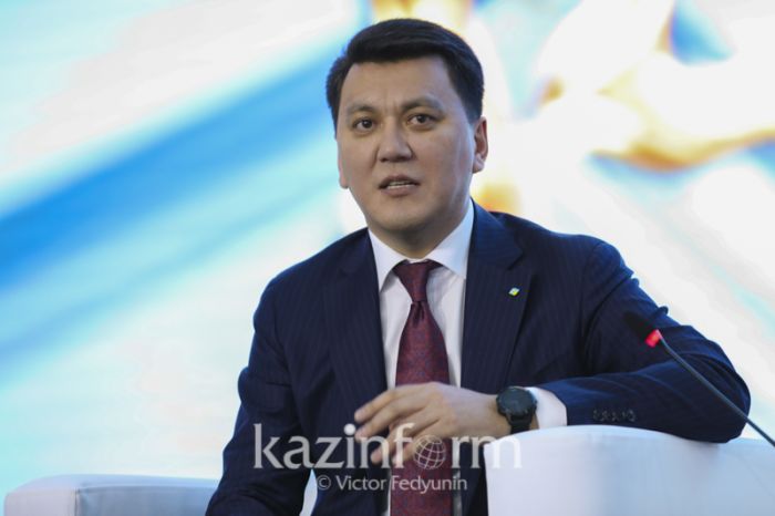 Ерлан Қарин: Нұрсұлтан Назарбаевта қандай мәртебе мен өкілеттік сақталады 