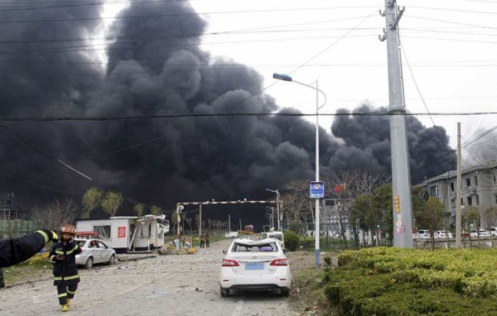 Қытайдағы химиялық зауытта болған жарылыстан 44 адам қаза тапты