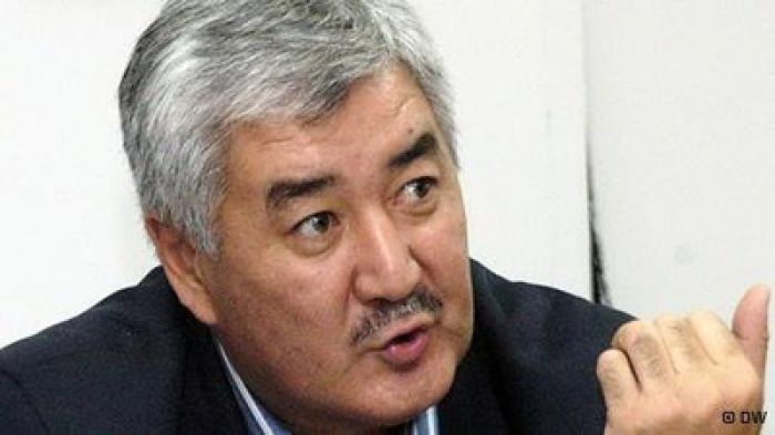 Әміржан Қосанов: Назарбаев-Тоқаев-Назарбаева үштағанының өзі тұрақсыз 