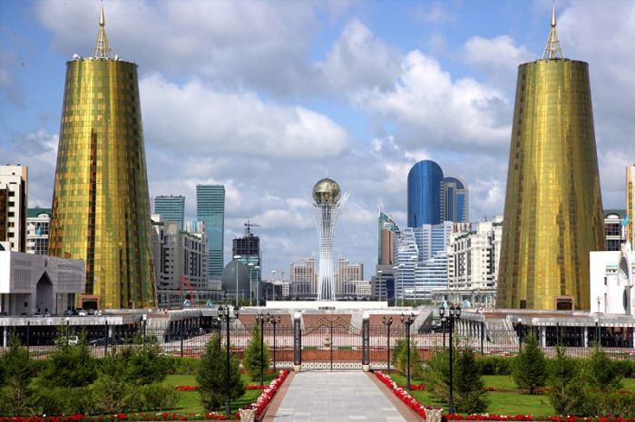 Елорда атауы өзгерген соң ескі құжаттарға бюрократиялық кедергі болмасын - Тоқаев