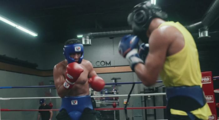 "Қазақ стилі". Қанат Бейсекеев Лос-Анджелестегі боксшылардың өмірін көрсетті 