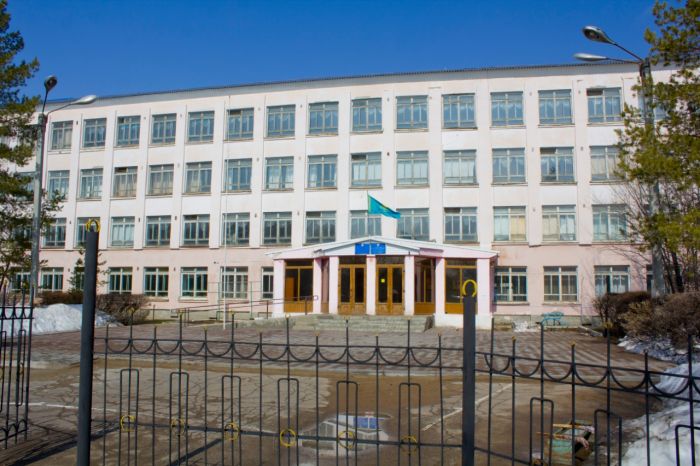 Орал қаласындағы мектеп-интернаттың балалары жаппай ауырып қалды