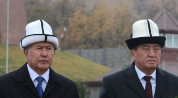 ​Алмазбек Атамбаев: Аузымды жабудың жалғыз жолы - өлтіру