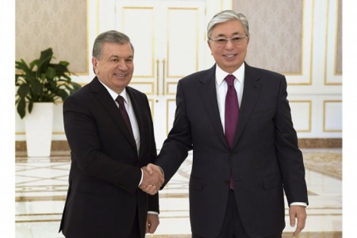  Тоқаев пен Мирзиёев бірлескен мәлімдеме жасады
