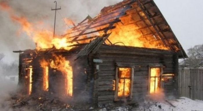 Ақтөбеде маңындағы ауылда өрт салдарынан екі адам қаза тапты