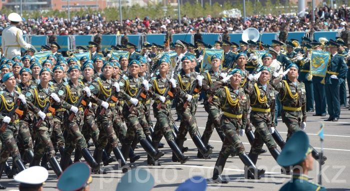 Тоқаев Қазақстан әскерінде кадрлық ауыс-түйіс жасады