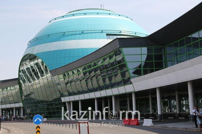  Әуежайдағы оқиға: «Дос-Мұқасан» ансамблі әншісіне айыппұл салынды