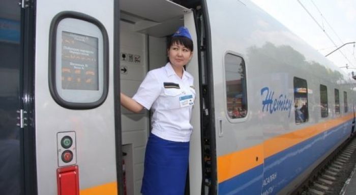 Қазақстанда 1 шілдесінен бастап теміржол билетін сату жүйесі өзгереді 