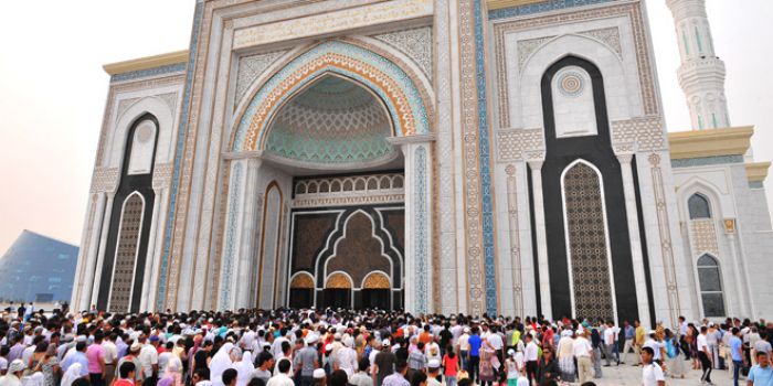 Т​оқаев қазақстандықтарды Ораза Айт мерекесімен құттықтады