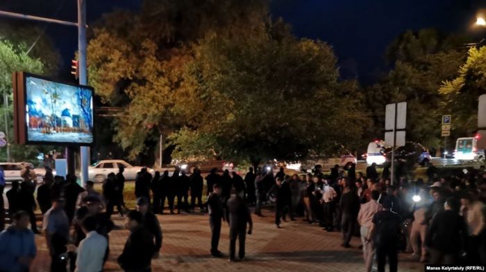 Соққыға жығылған журналист ісіне қатысты полиция тексеру бастады