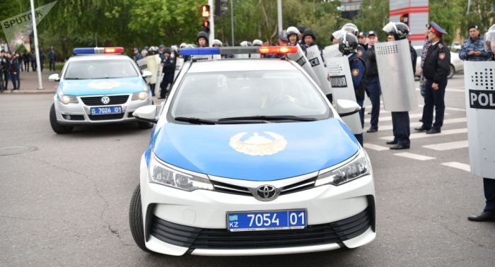 Митингіге шыққан 200 адамды басқа қалаларға апарып тастадық – Қожаев