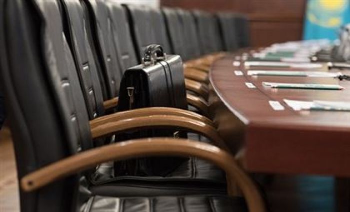 Нұр-Сұлтан, Алматы, Шымкент қалаларының және облыстардың әкімдері туралы