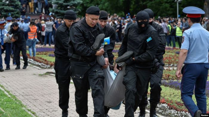 957 адам әкімшілік жауапқа тартылды