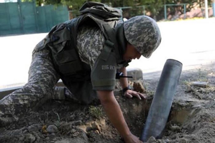 Жарылмаған снарядтар үйлерде әлі жатыр: Арыстықтарға қалаға оралуға қауіпті 